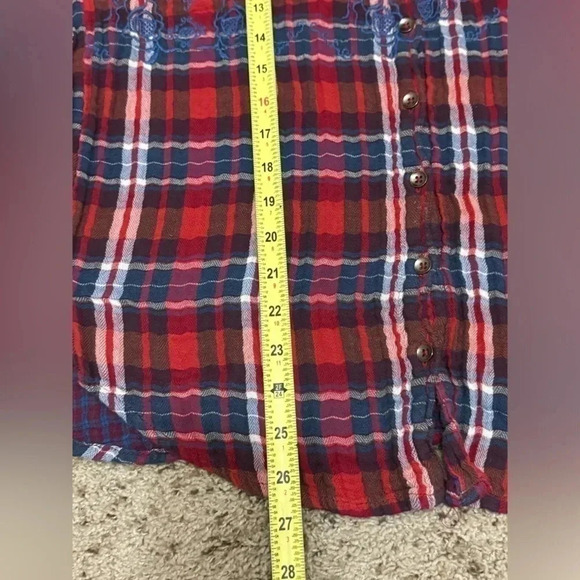 FREE PEOPLE Women’s Red Blue Plaid Embroidered HiLow Button Down Top Shirt Small - Picture 9 of 10